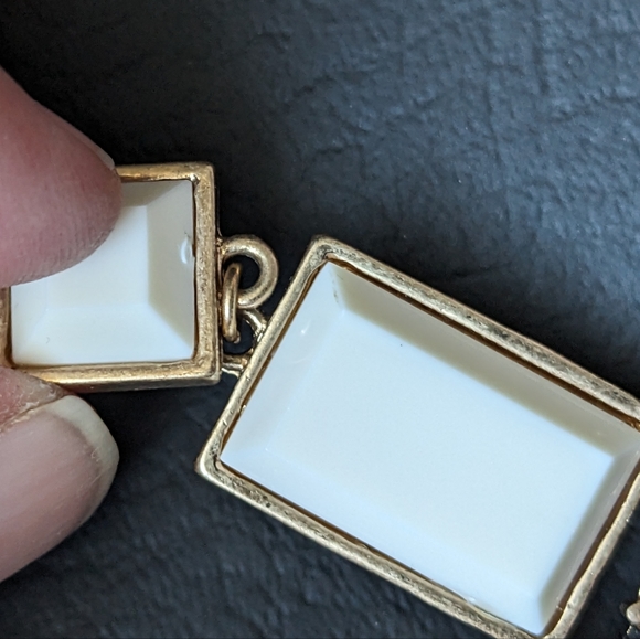 Kenneth Jay Lane KJL Art Deco Retro Cream Black Rhinestone Chandelier Earrings - Picture 11 of 11